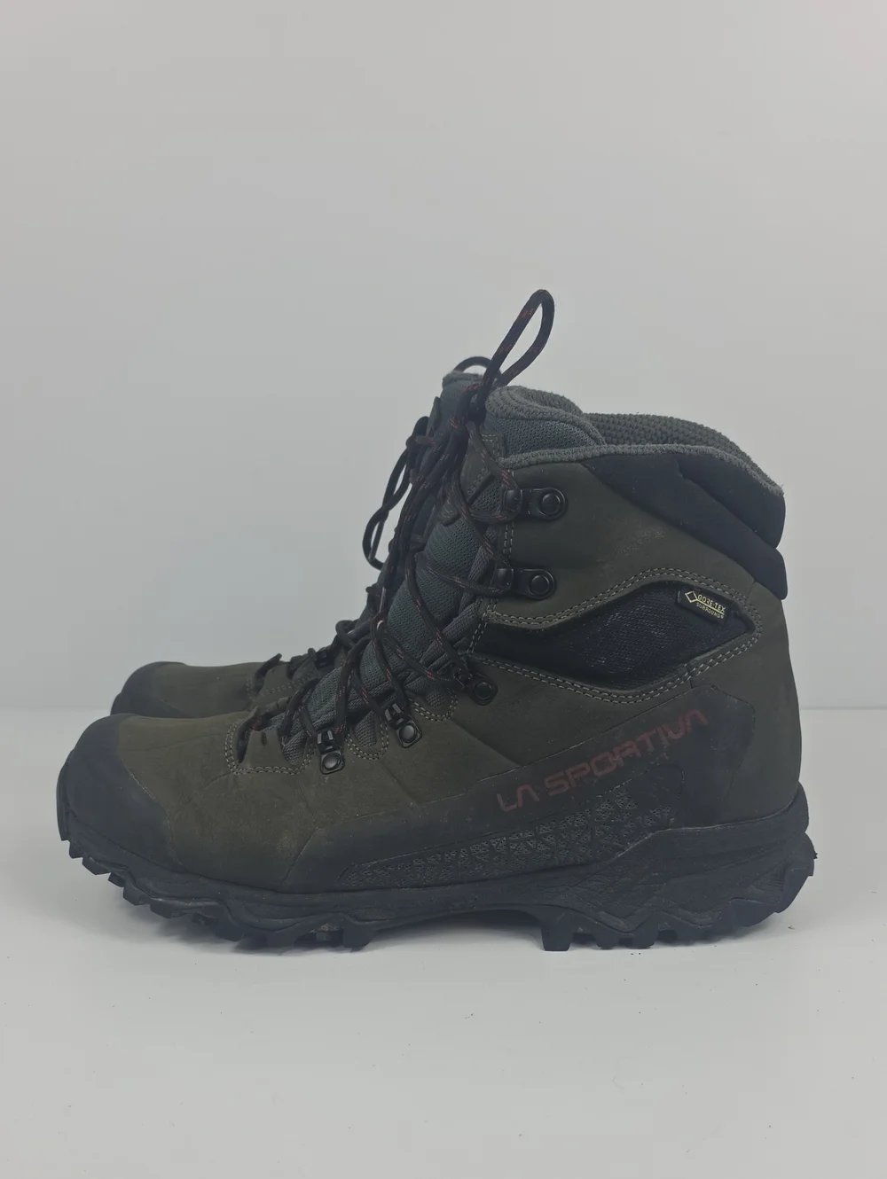 La Sportiva Nucleo High II Gore-Tex Men's Hiking Boots Size 10